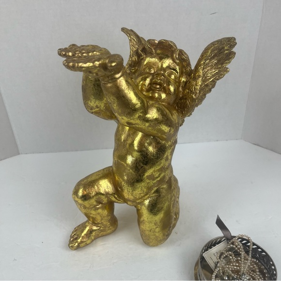 Shabby Chic Vignette decor-golden Cherub Angel w/ silver tray & vintage pearls. - Picture 13 of 16
